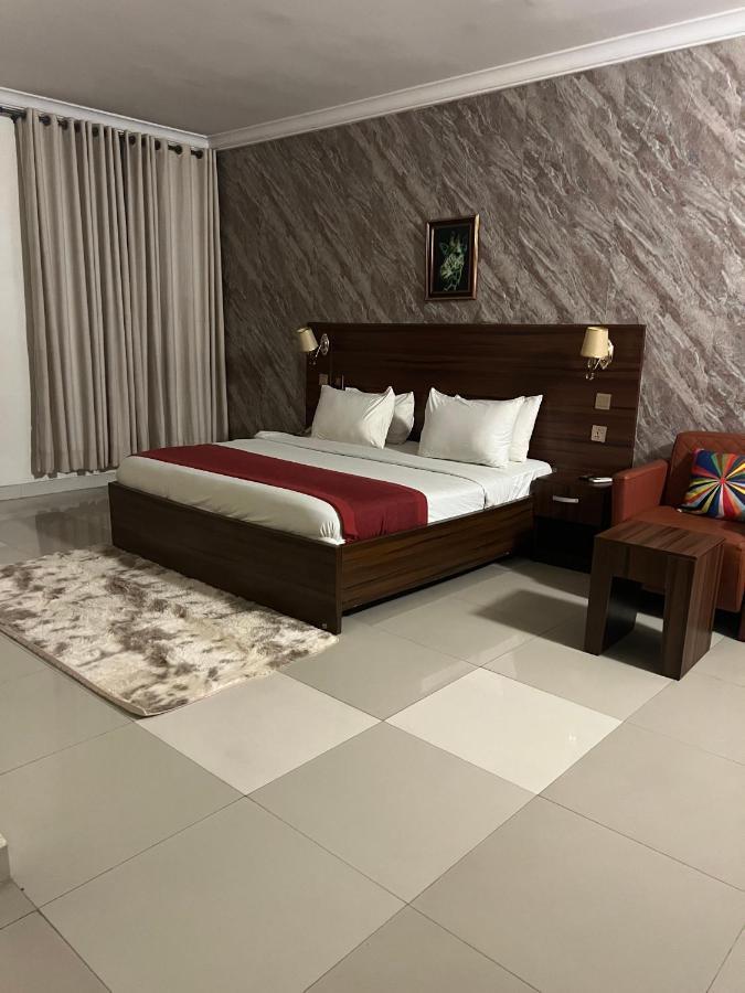 Posh Hotel And Suites Victoria Island Lagos Exterior foto